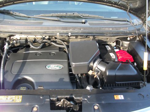 Used 2013 Ford Edge SEL image 11