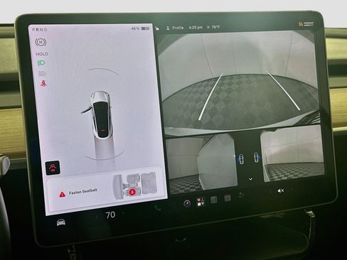Used 2021 Tesla Model Y Long Range AWD/4WD image 22