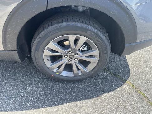 New 2026 Ford Explorer Active image 5