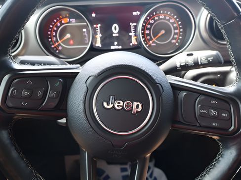 Used 2021 Jeep Wrangler Sport AWD/4WD image 14