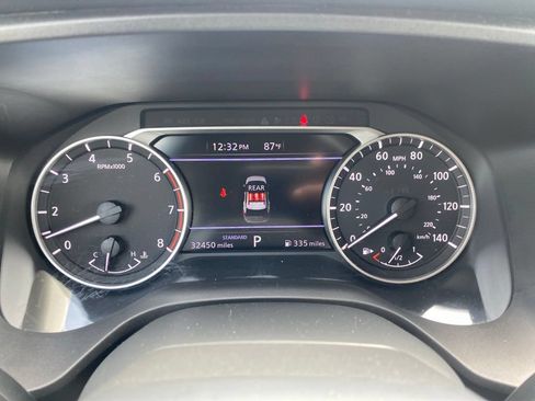 Used 2025 Nissan Rogue SV FWD image 27