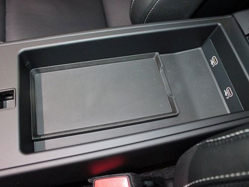 Used 2024 Porsche 911 Carrera S image 36