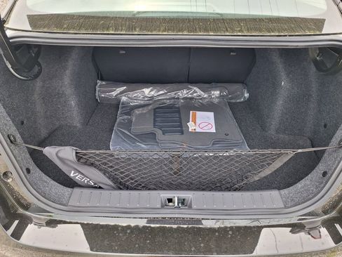 New 2025 Nissan Versa SR w/ Trunk Package image 24