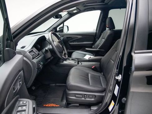 Certified 2023 Honda Passport TrailSport image 6