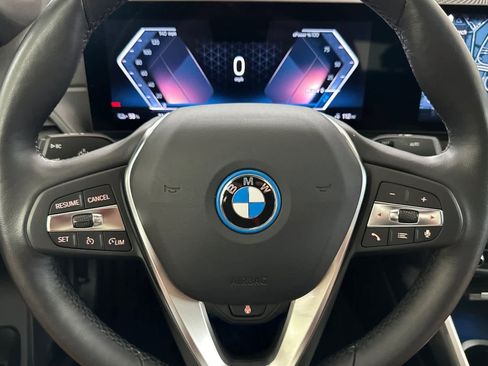 Used 2023 BMW i4 eDrive35 w/ Premium Package image 23
