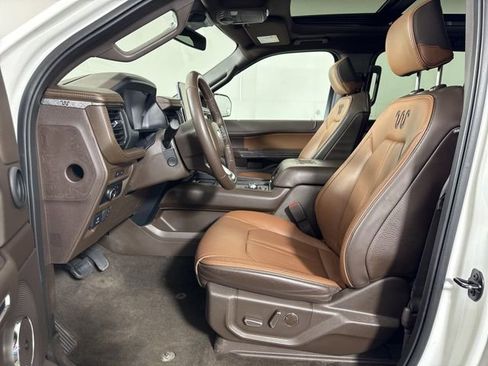 Certified 2024 Ford Expedition Max King Ranch image 11