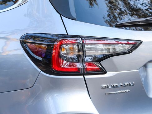 New 2025 Subaru Outback Premium image 7