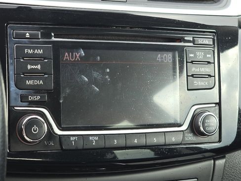 Used 2018 Nissan Sentra SV image 21