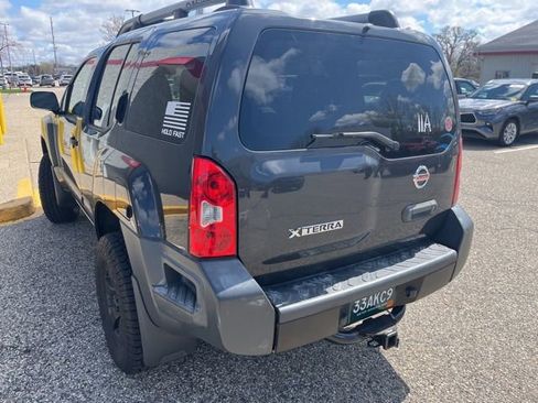 Used 2013 Nissan Xterra S image 7