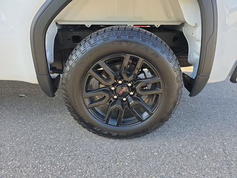 New 2026 GMC Sierra 1500 Elevation AWD/4WD image 37