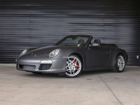 Used 2010 Porsche 911 Cabriolet image 1