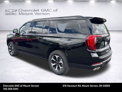 New 2026 GMC Yukon XL AT4 w/ AT4 Premium Plus Package AWD/4WD image 3