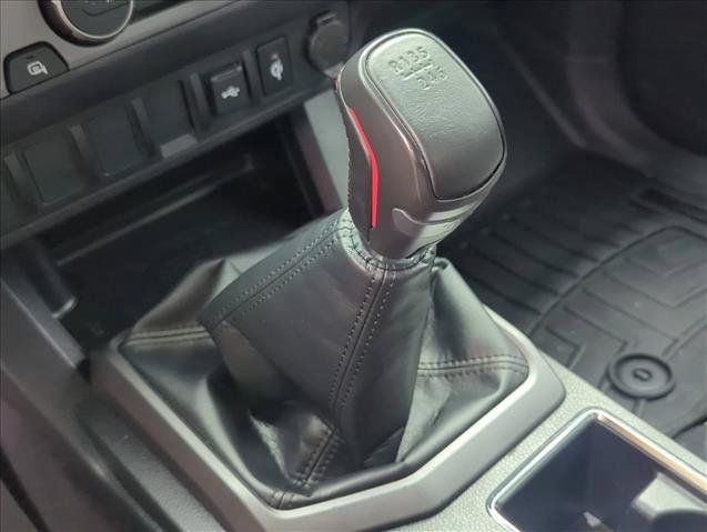 Used 2022 Toyota Tacoma TRD Sport w/ TRD Premium Sport Package AWD/4WD image 20