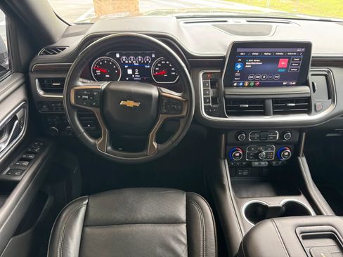 Used 2021 Chevrolet Suburban High Country AWD/4WD image 33