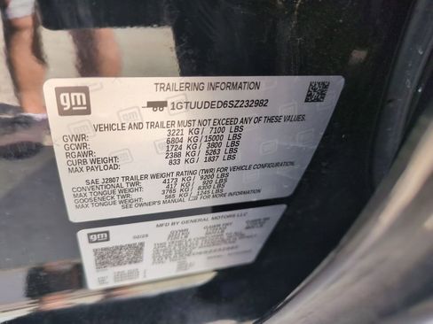 Used 2025 GMC Sierra 1500 SLT AWD/4WD image 38