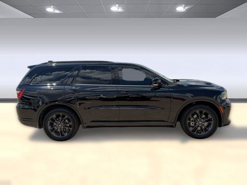 Used 2024 Dodge Durango GT RWD image 8