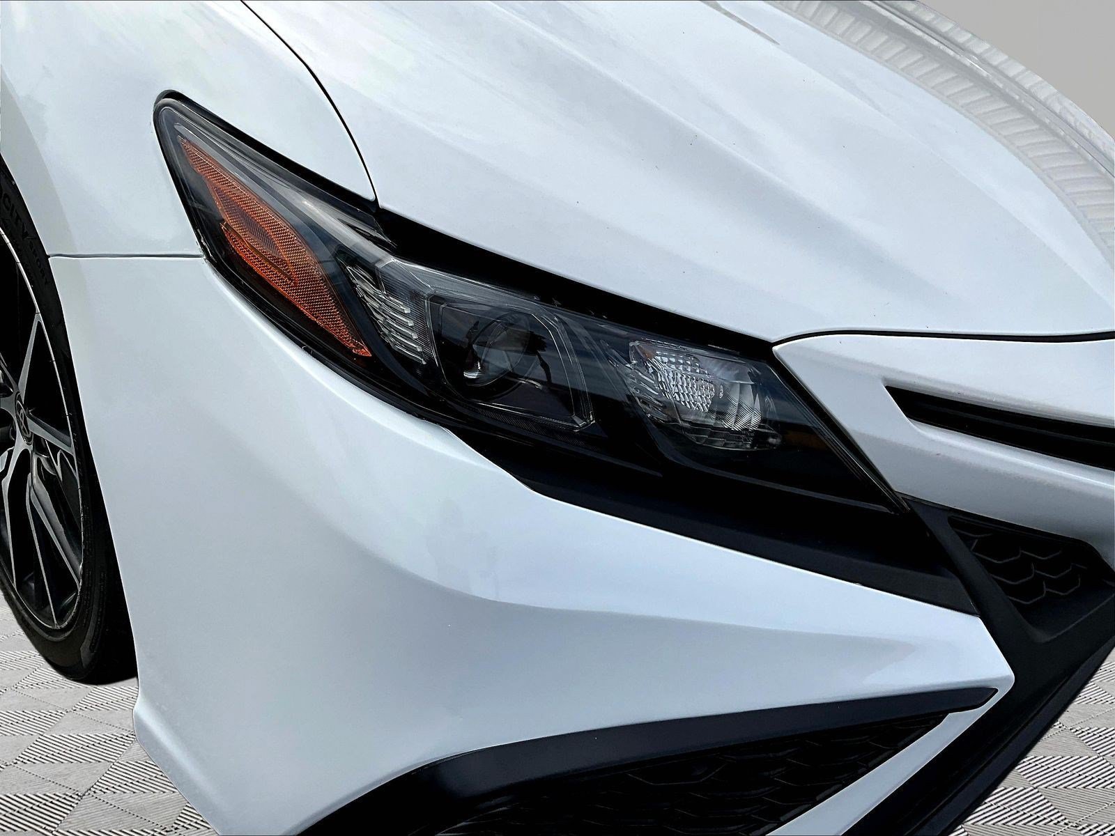 Used 2024 Toyota Camry SE FWD image 31