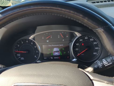 Used 2022 GMC Terrain SLT w/ Infotainment Package II image 15