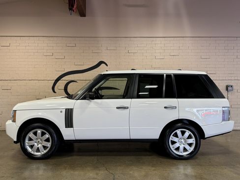 Used 2008 Land Rover Range Rover HSE image 9