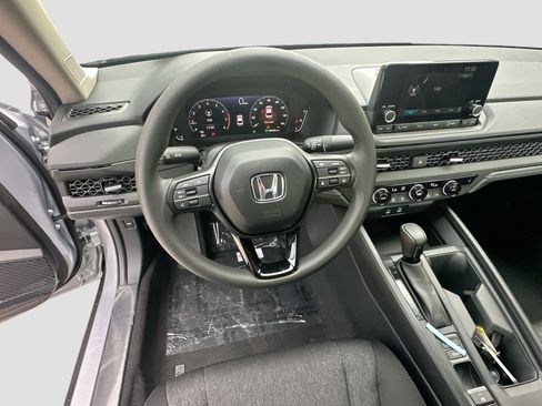 New 2025 Honda Accord SE image 8