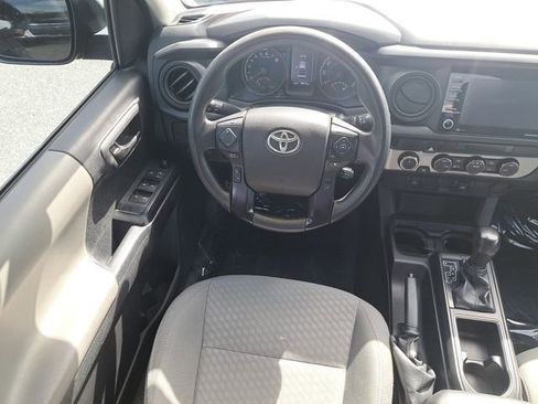 Used 2023 Toyota Tacoma SR AWD/4WD image 12