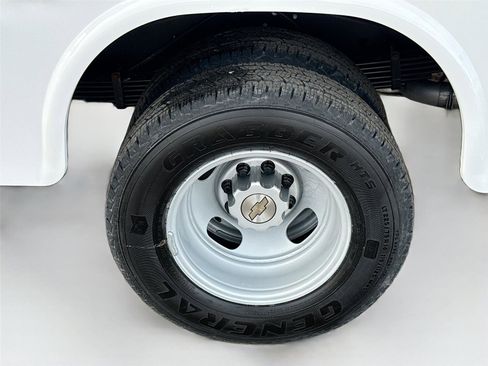 New 2025 Chevrolet Express 3500 w/ Power Convenience Package RWD image 11