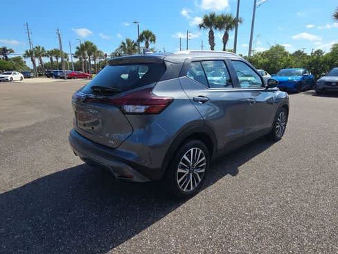 Used 2023 Nissan Kicks SV FWD image 8