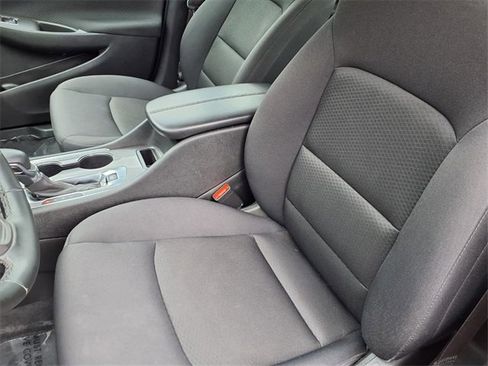 Used 2024 Chevrolet Malibu LT w/ Midnight Edition image 3