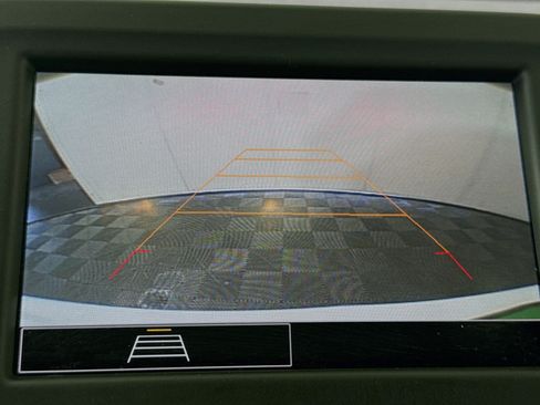 Used 2022 Chevrolet Equinox LT AWD/4WD image 19
