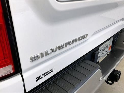 Certified 2024 Chevrolet Silverado 3500 LTZ w/ LTZ Plus Package AWD/4WD image 9