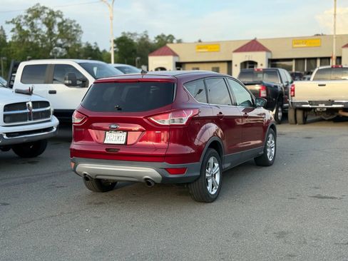Used 2015 Ford Escape SE FWD image 3