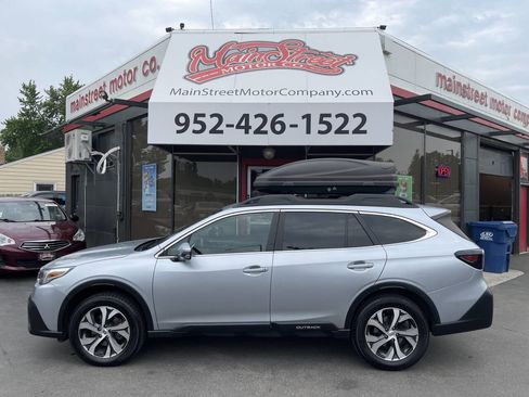 Used 2022 Subaru Outback Limited image 2