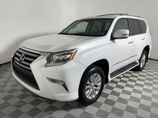 Used 2017 Lexus GX 460 image 1