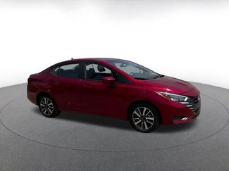 Used 2025 Nissan Versa SV FWD video 2