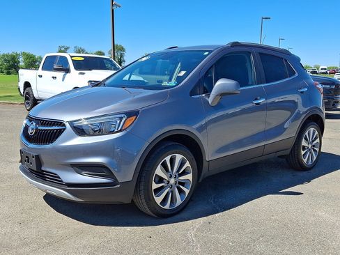 Used 2020 Buick Encore Preferred w/ Safety Package AWD/4WD image 3