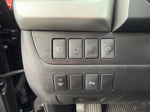 Used 2019 Toyota Highlander Limited AWD/4WD image 14