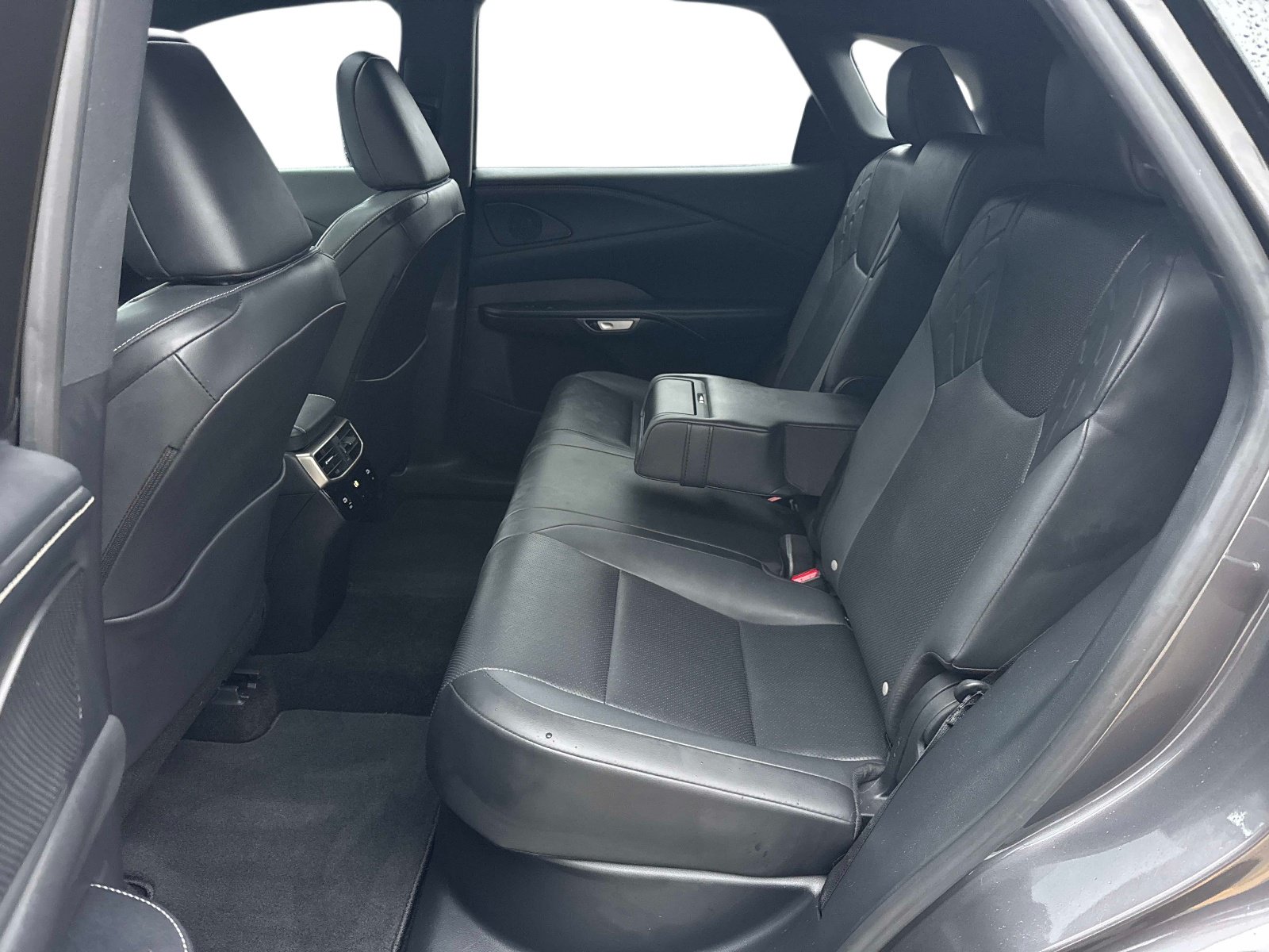 Used 2024 Lexus RX 350 Premium w/ Accessory Package (Z1) FWD image 14