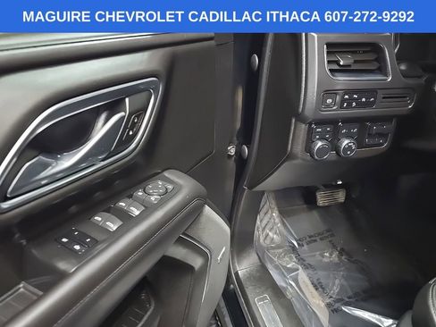 Used 2021 Chevrolet Tahoe Z71 w/ Z71 Signature Package AWD/4WD image 28