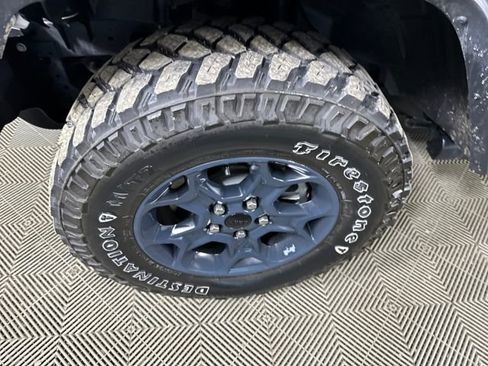 Used 2023 Jeep Wrangler Unlimited w/ Cold Weather Group image 9