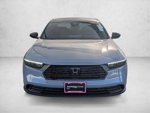 Used 2025 Honda Accord Sport image 6