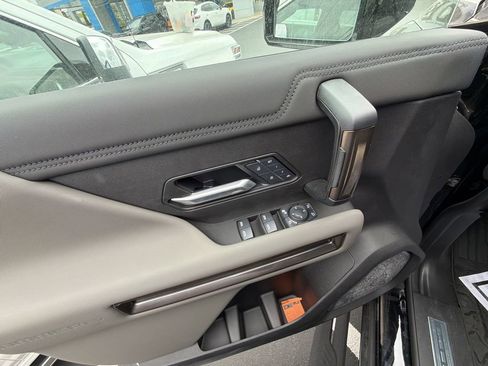 New 2025 GMC Hummer EV 3X image 19