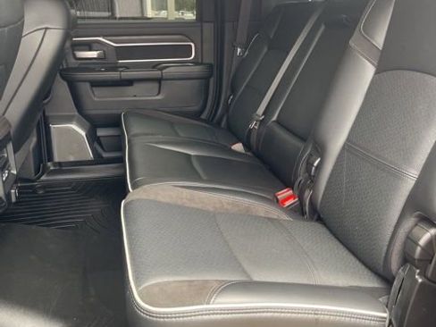 Used 2025 RAM 3500 Laramie AWD/4WD image 8