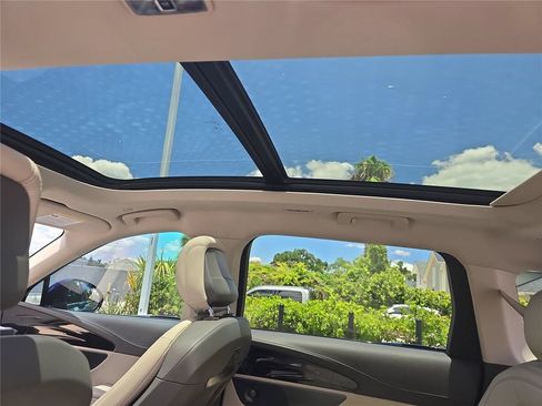 Certified 2025 Lincoln Nautilus Reserve w/ Jet Appearance Package AWD/4WD image 25