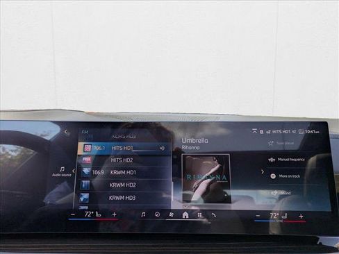 Used 2026 BMW X5 xDrive50e w/ Premium Package image 12