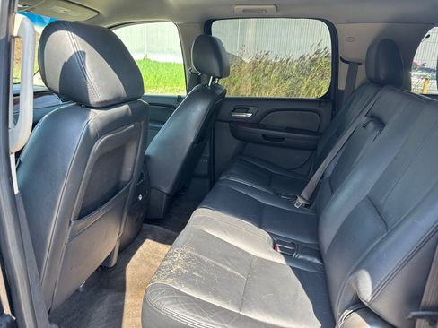 Used 2013 Chevrolet Suburban LS w/ Texas Edition RWD image 11