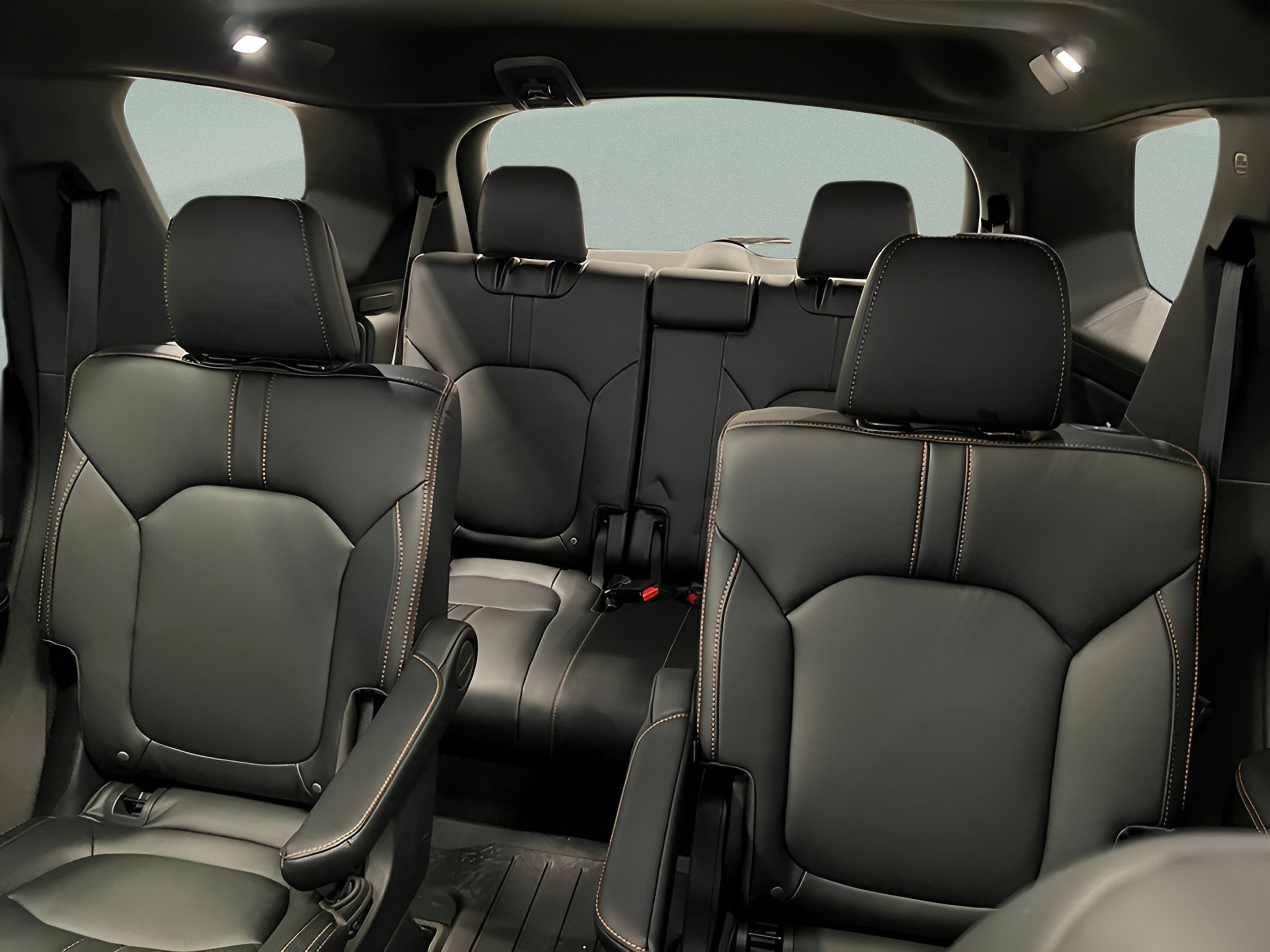 Used 2025 Honda Pilot TrailSport image 24
