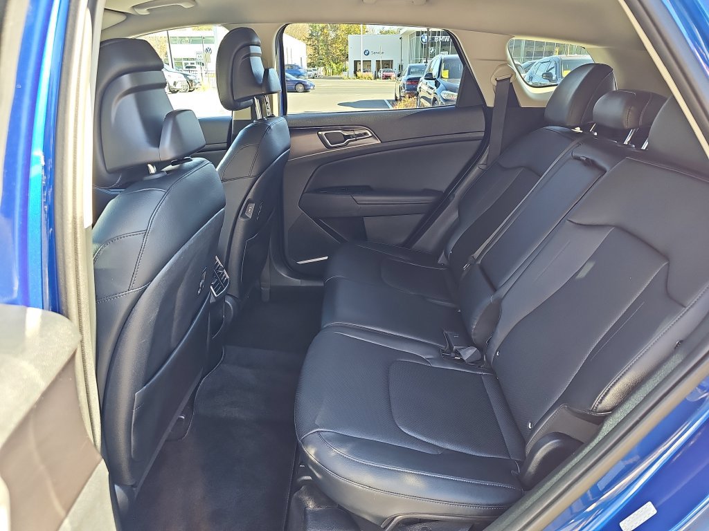 Used 2023 Kia Sportage EX AWD/4WD image 27