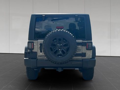 Used 2016 Jeep Wrangler Sport AWD/4WD image 4