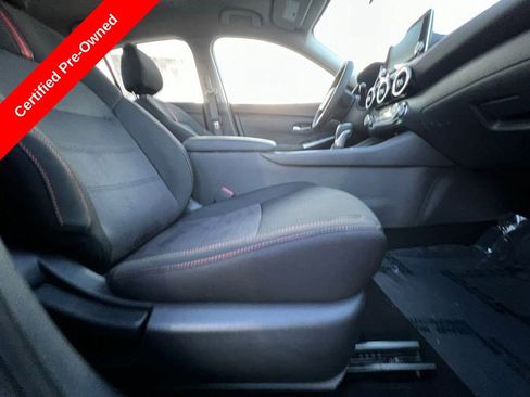 Certified 2025 Nissan Sentra SR image 30