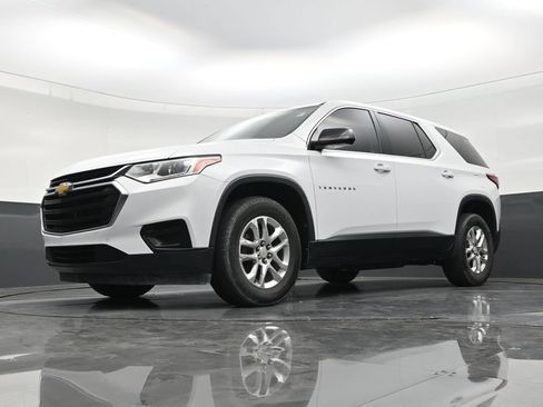 Used 2019 Chevrolet Traverse LS FWD image 20